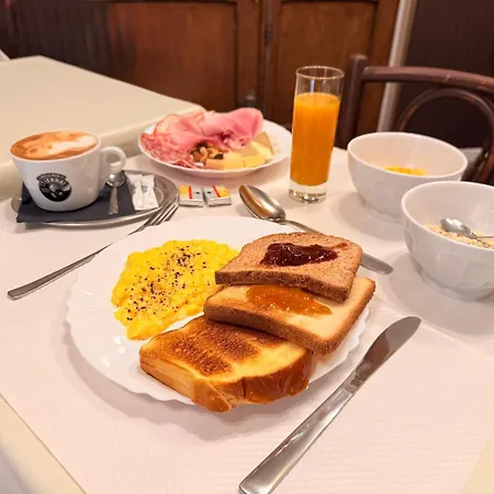Hotel Laulique *
